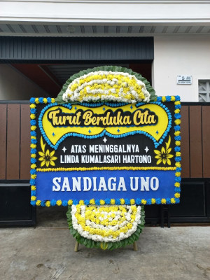 Papan Bunga Duka di Mangoli Utara Timur